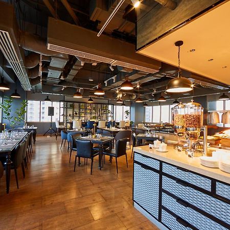 Brittany Hotel Bgc Taguig Eksteriør billede