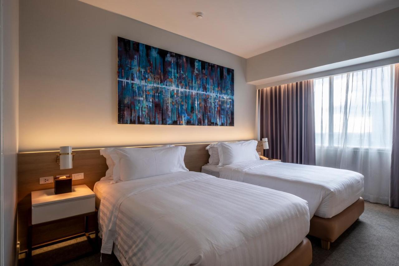 Brittany Hotel Bgc Taguig Eksteriør billede