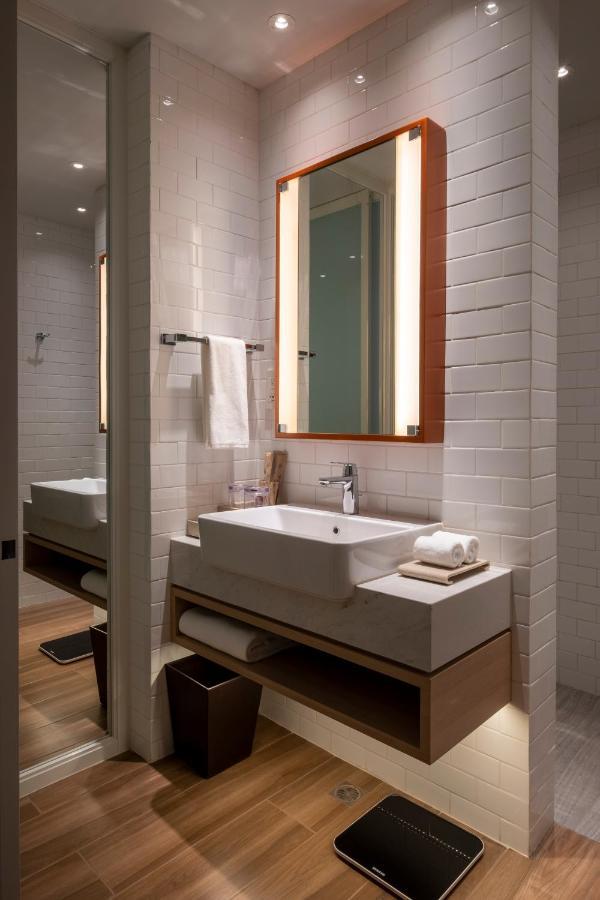 Brittany Hotel Bgc Taguig Eksteriør billede