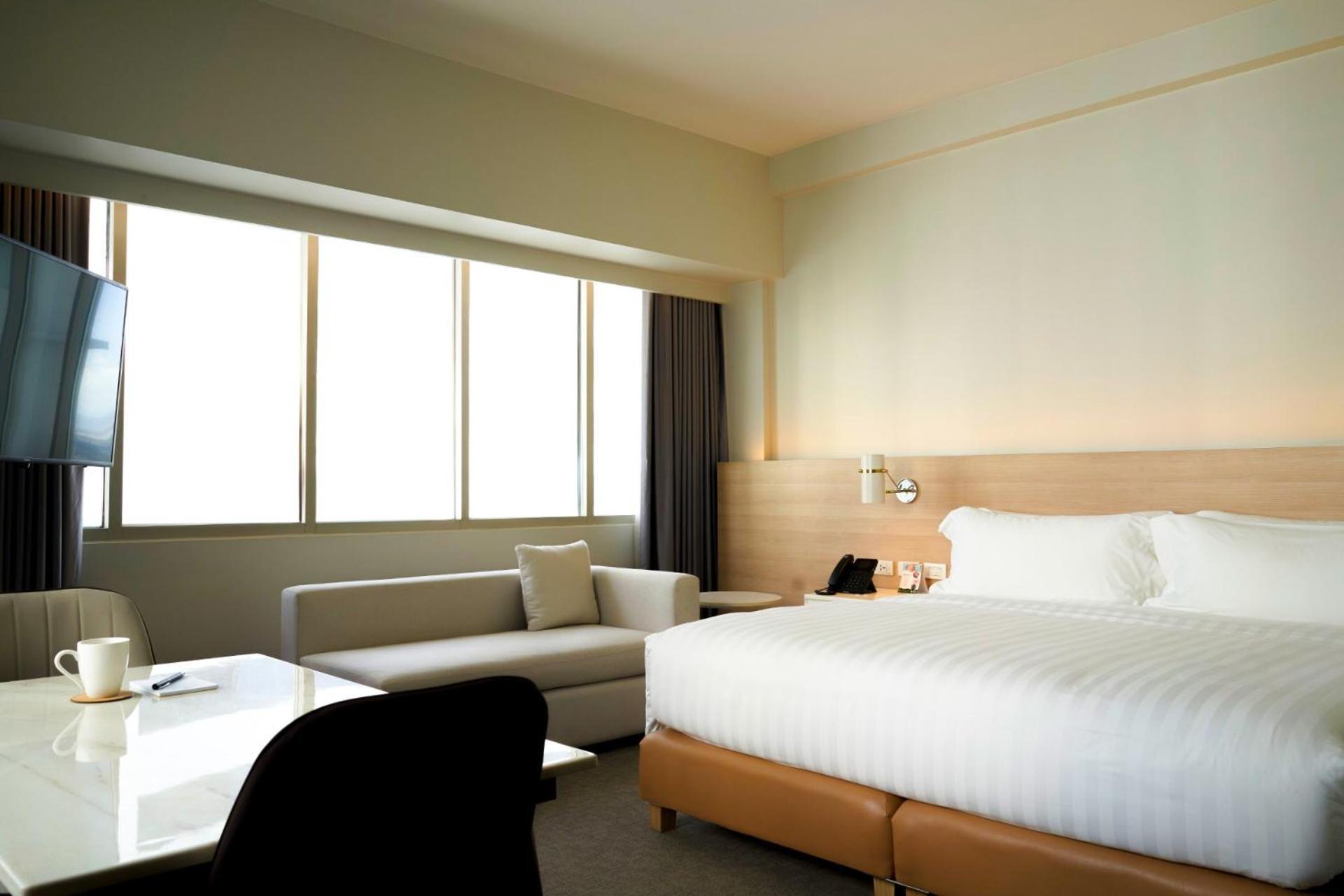 Brittany Hotel Bgc Taguig Eksteriør billede