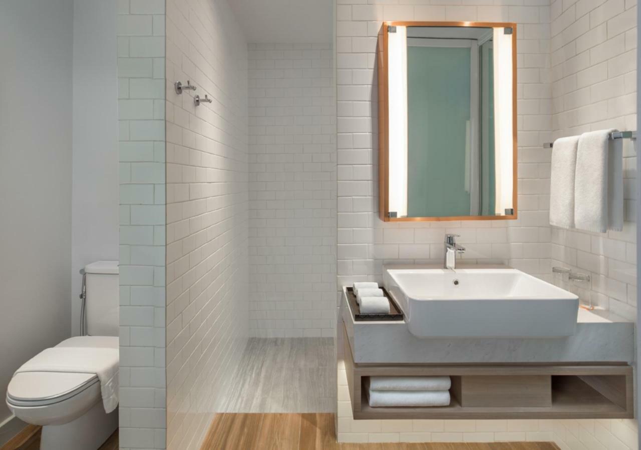 Brittany Hotel Bgc Taguig Eksteriør billede